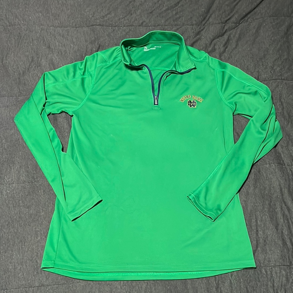 Mens Under Armour size medium green quarter zip.